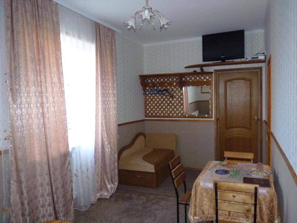 Villa Ruben Kamianets-Podilskyi Phòng bức ảnh